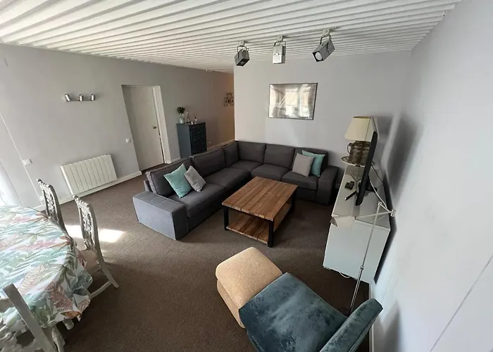 Otel Edificio Europa- Ideal Familias- 135 Metros *